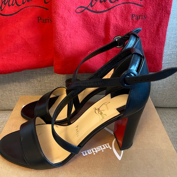 Christian Louboutin size 8 - Picture 6 of 10